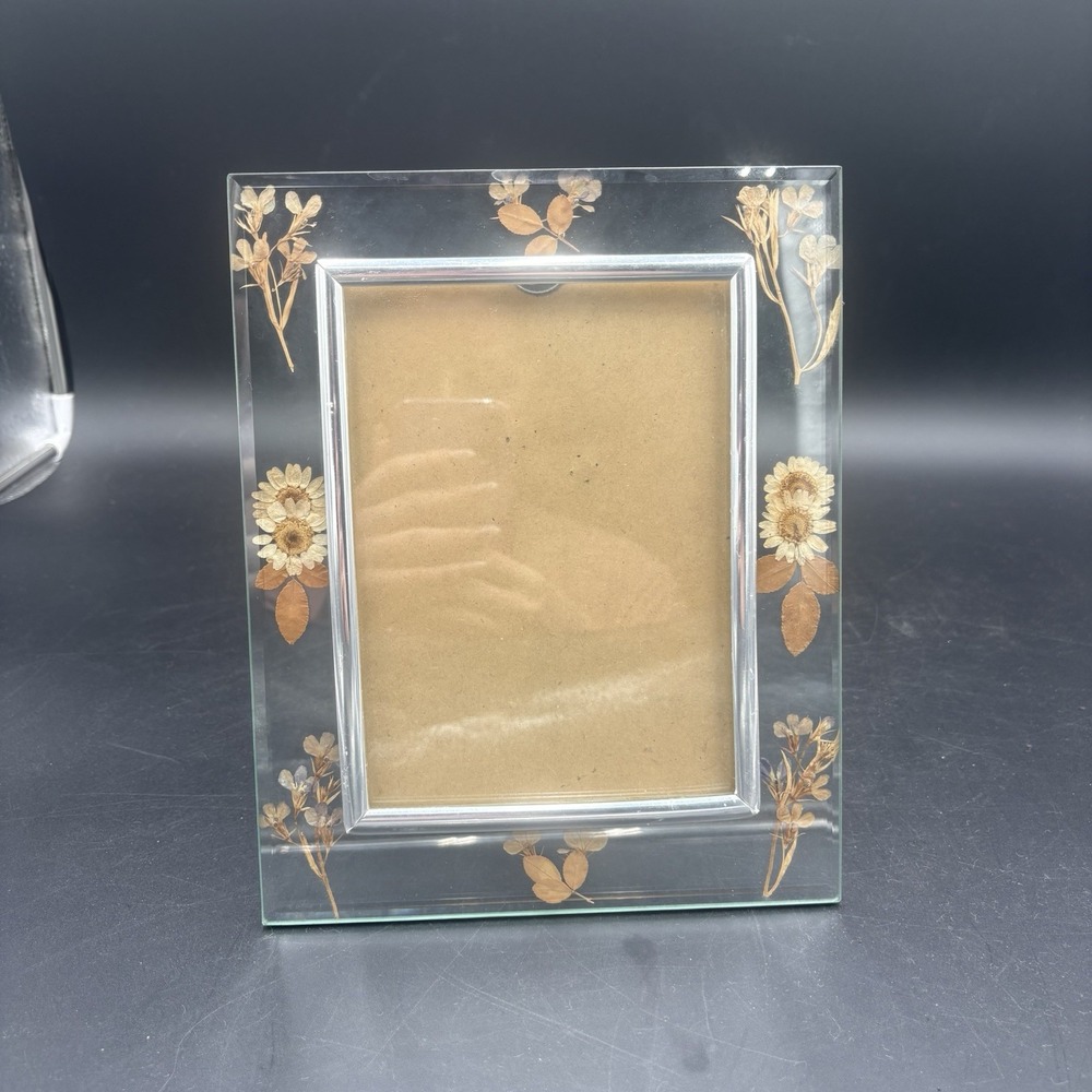 Frame Holds 5x7 Pic Dried Pressed Flowers Under Heavyweight Glass